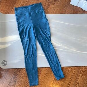Lululemon I 8